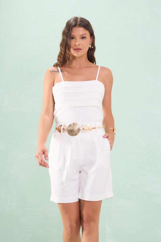 Bermuda Com Pregas Alfaiataria