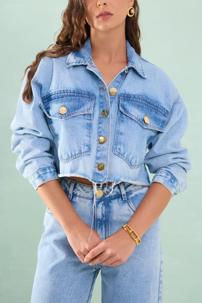 Jaqueta Jeans Semi Cropped Oversized