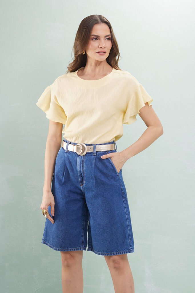 Bermuda Jeans Longa Com Pregas