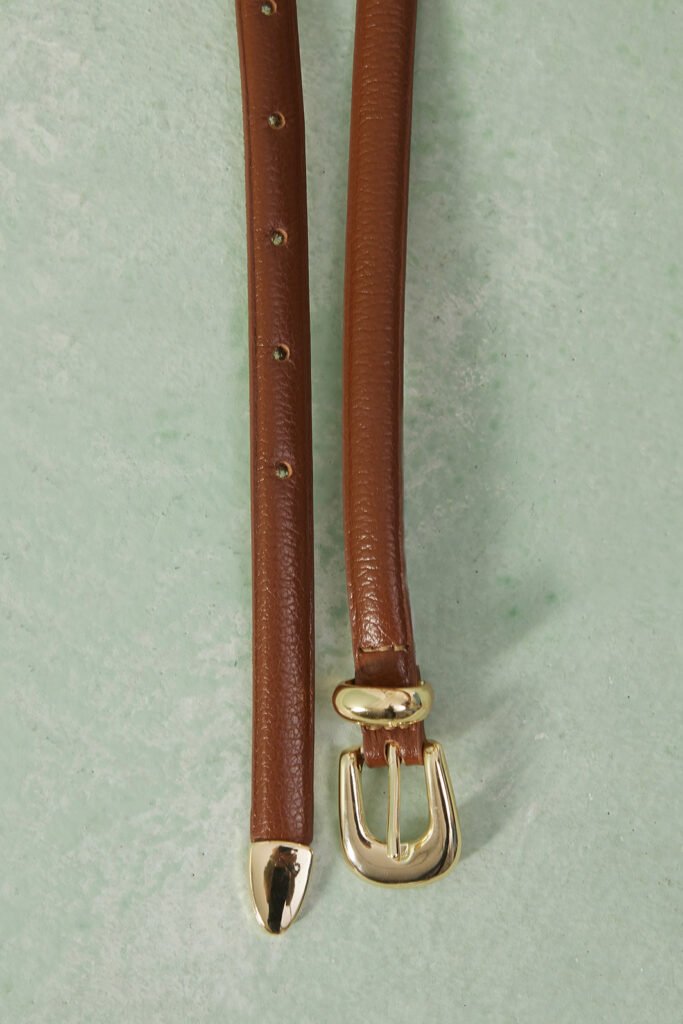 Cinto Fino Fivela Dourada